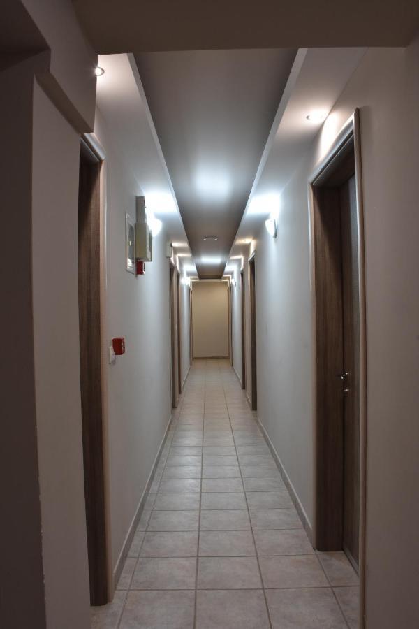 Hotel Erato Paralía 外观 照片